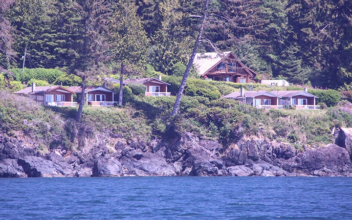 Fossil Bay Resort - Oceanfront Cottages