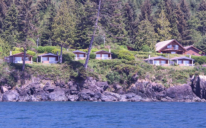 Fossil Bay Resort - Oceanfront Cottages