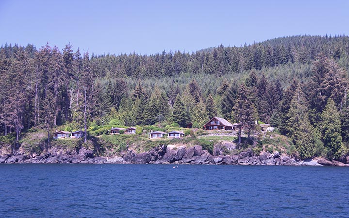 Fossil Bay Resort - Oceanfront Cottages